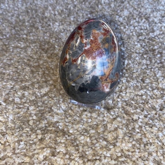 Marble decorative egg with stand - Picture 3 of 6